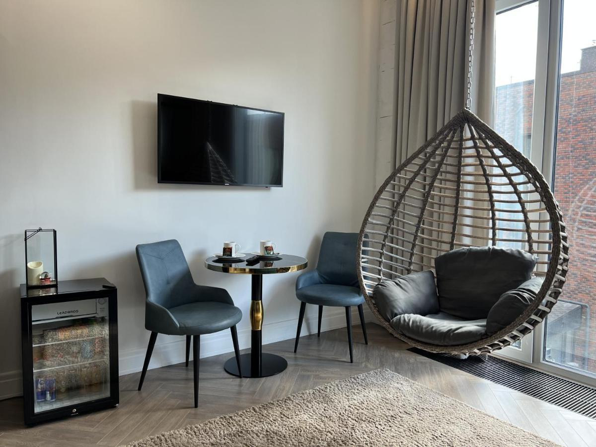 Hotel Manica Esentai City Almati Kültér fotó
