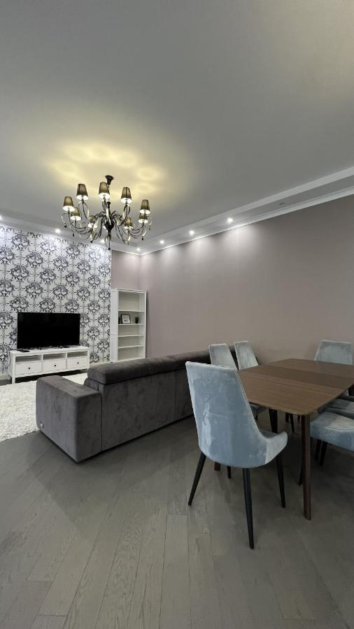 Hotel Manica Esentai City Almati Kültér fotó