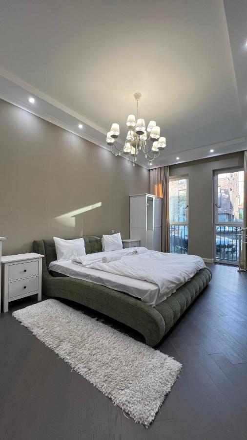 Hotel Manica Esentai City Almati Kültér fotó