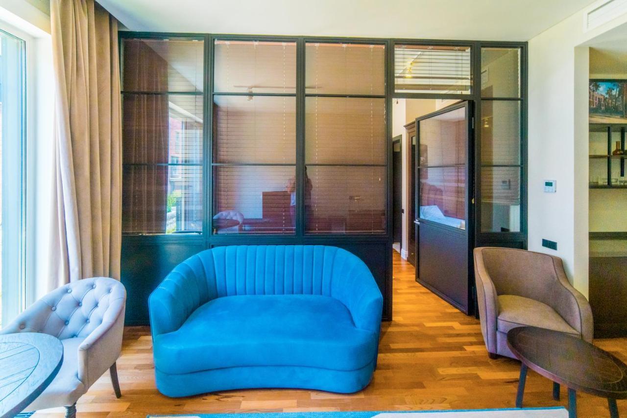 Hotel Manica Esentai City Almati Kültér fotó