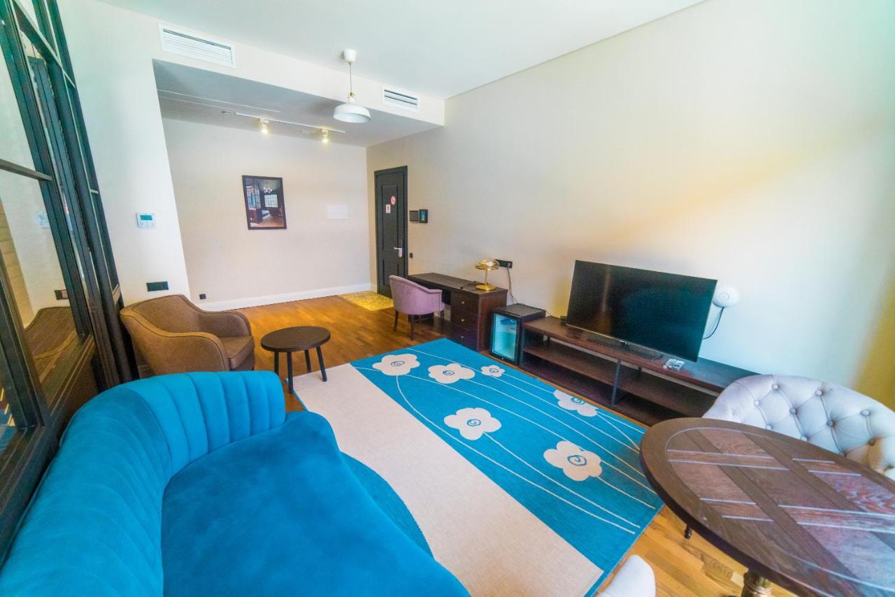 Hotel Manica Esentai City Almati Kültér fotó