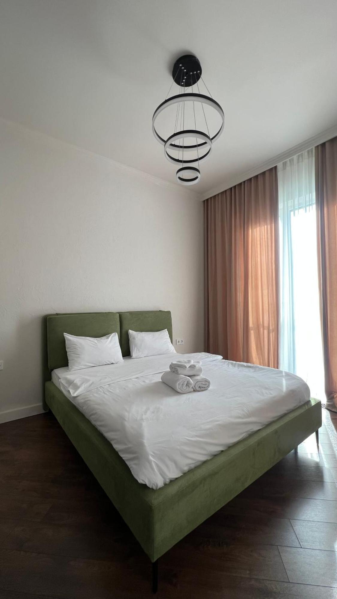 Hotel Manica Esentai City Almati Kültér fotó