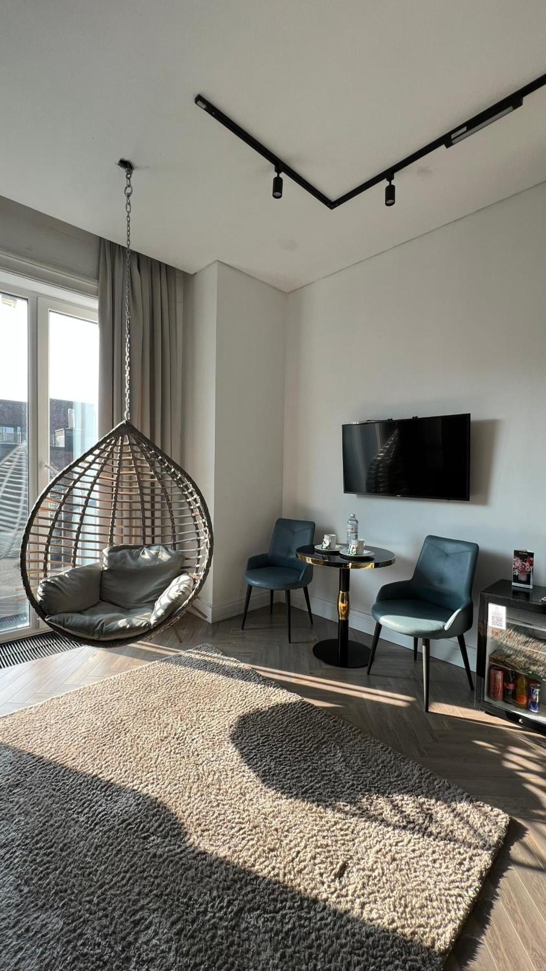 Hotel Manica Esentai City Almati Kültér fotó