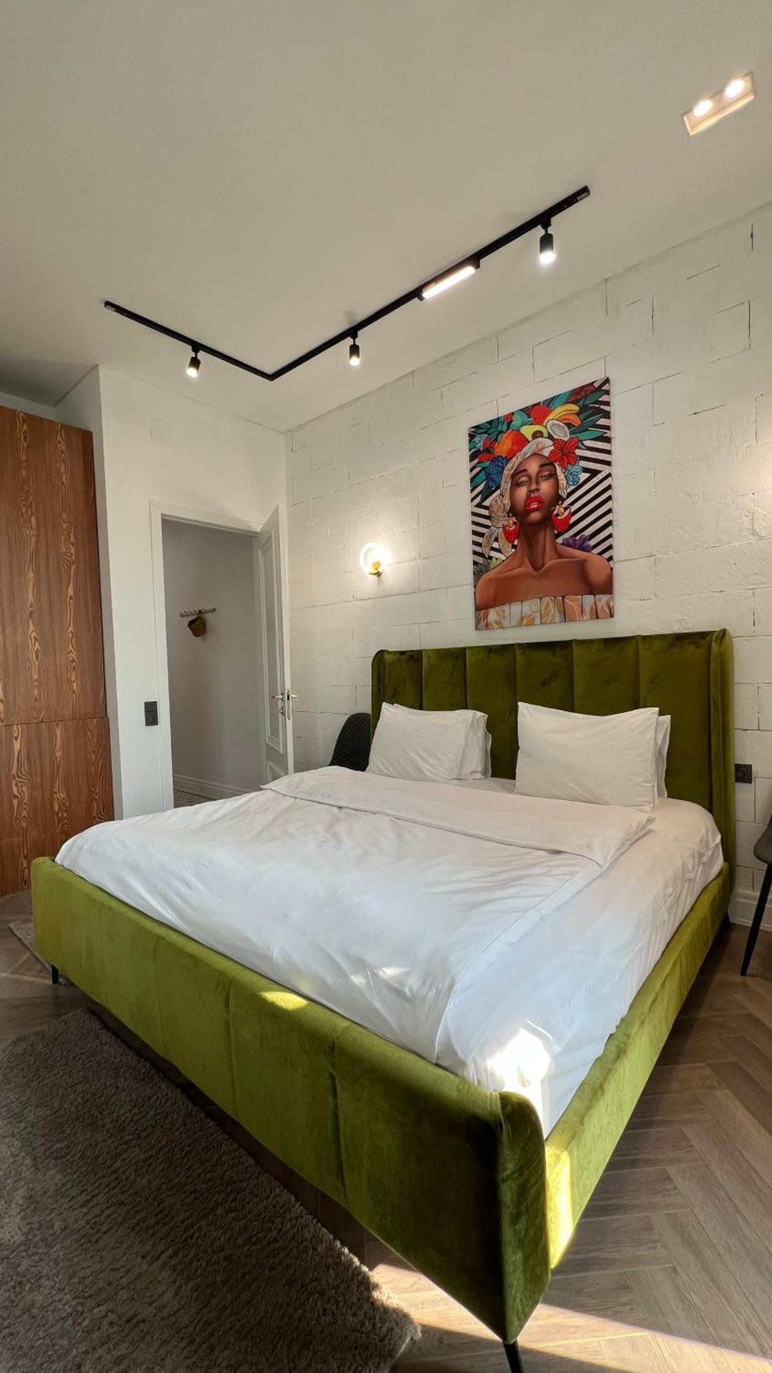 Hotel Manica Esentai City Almati Kültér fotó